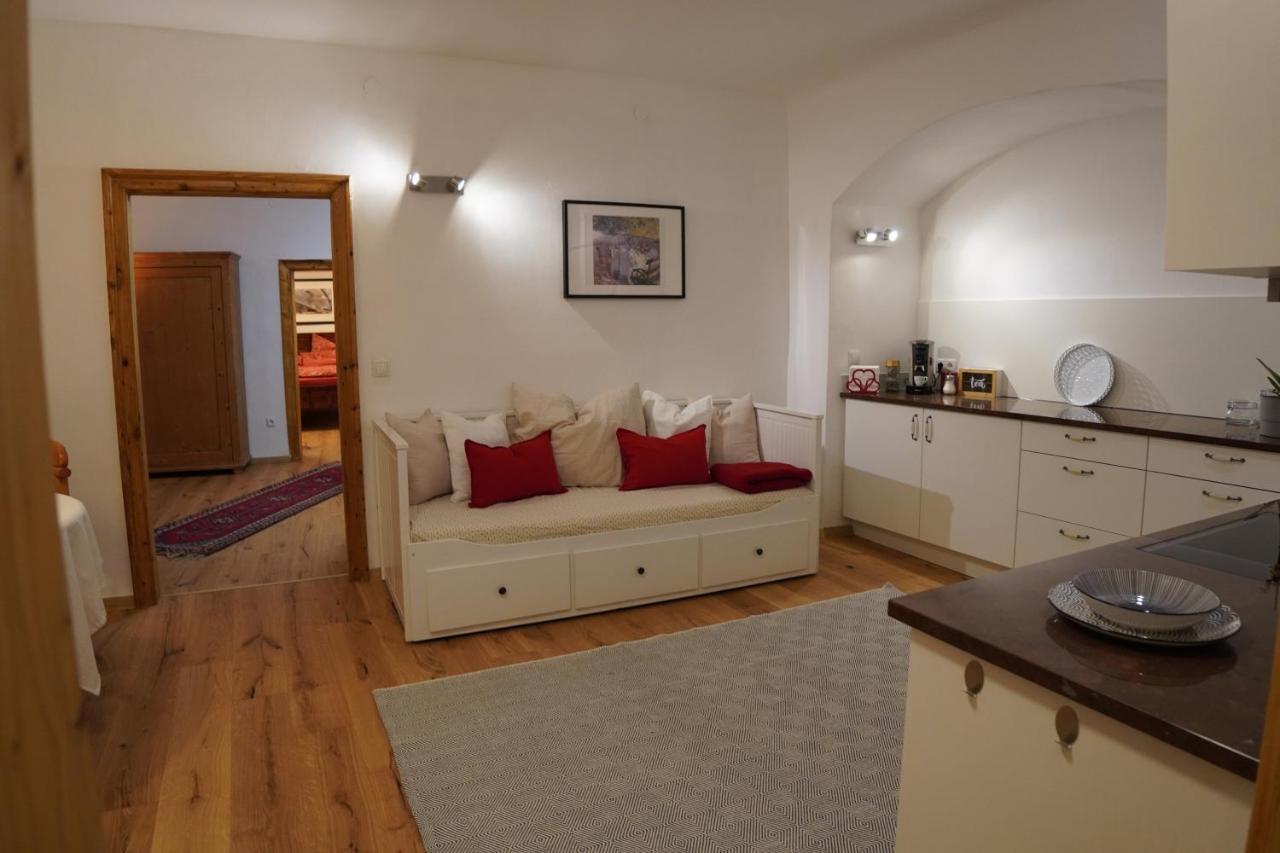 Altstadt Apartment Am Schergentor Hall in Tirol Dış mekan fotoğraf